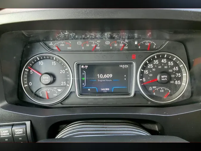 2022 INT LT625 6x4