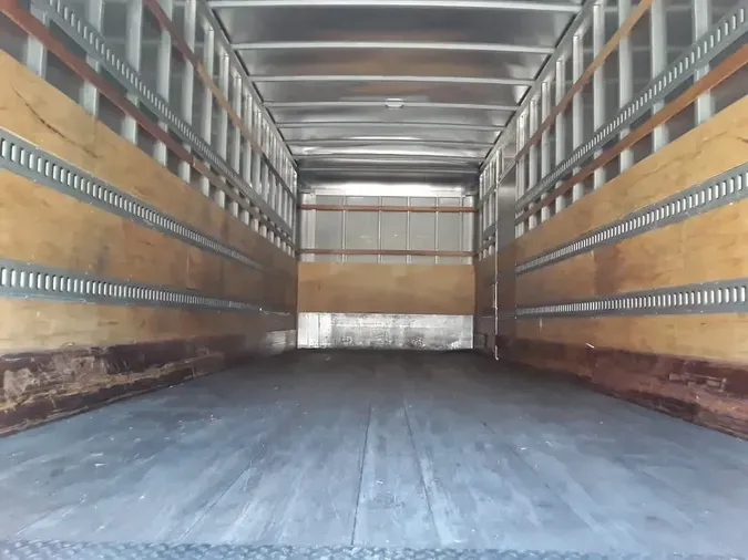 2017 FREIGHTLINER/MERCEDES M2 106