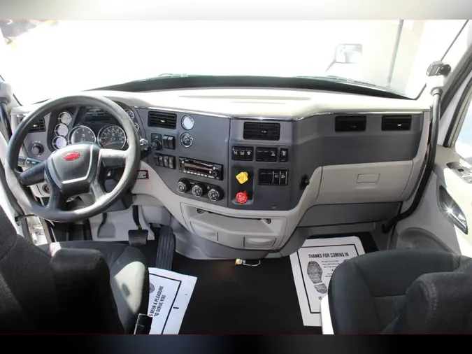 2022 Peterbilt 579