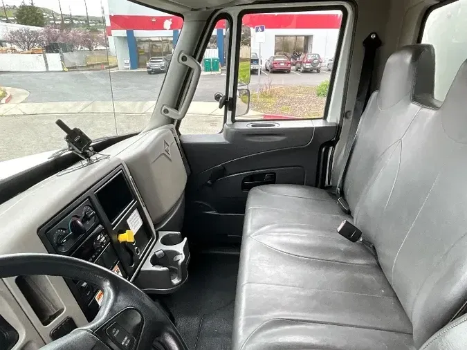 2018 International 4300