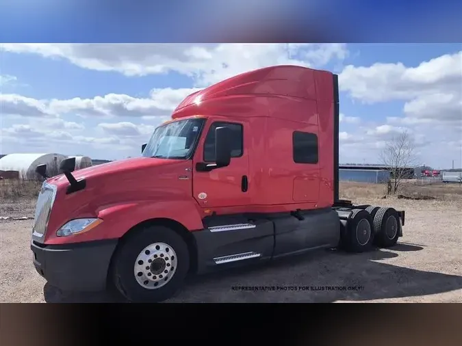 2021 INTERNATIONAL LT