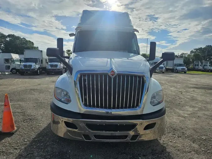 2020 NAVISTAR INTERNATIONAL LT625 SLPR CAB