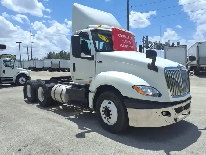 2019 NAVISTAR INTERNATIONAL LT625 DAYCAB T/A