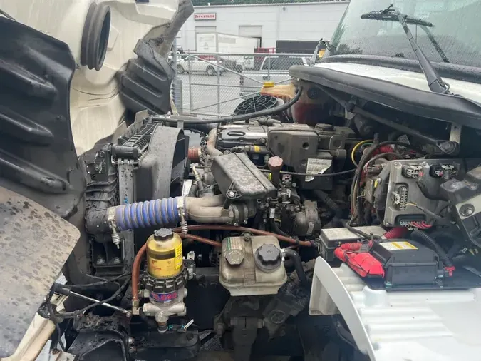 2020 FREIGHTLINER M2 106