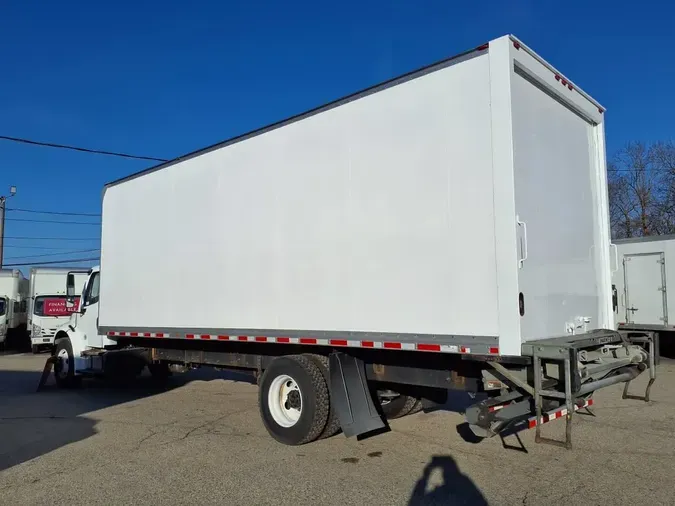 2019 FREIGHTLINER/MERCEDES M2 106