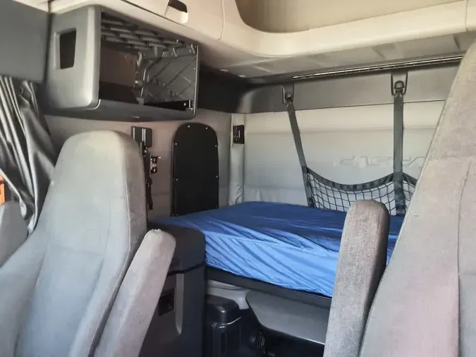 2019 FREIGHTLINER NEW CASCADIA PX12664
