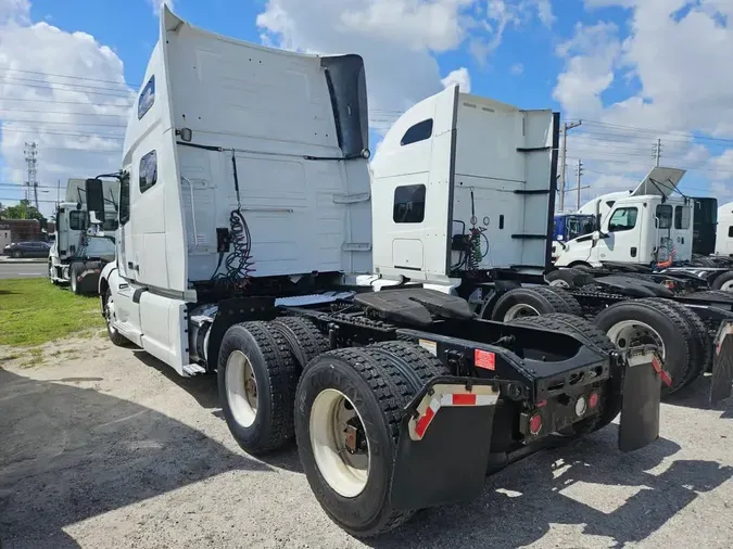 2019 VOLVO VNL64T-760