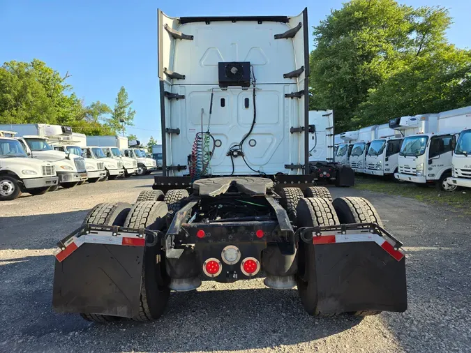 2019 FREIGHTLINER/MERCEDES CASCADIA 125