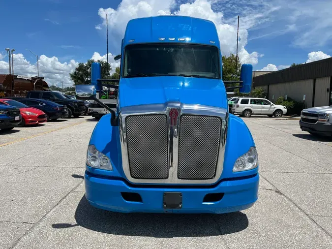 2022 Kenworth T680