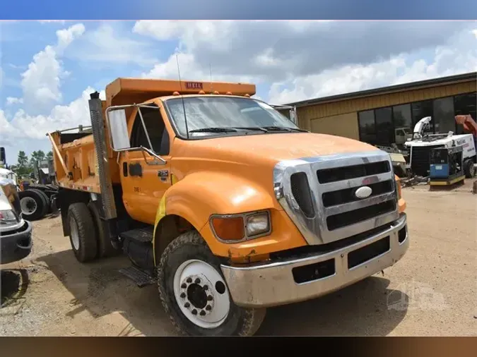 2006 FORD F750