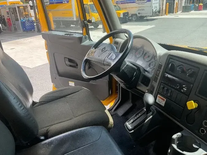 2018 International 4300