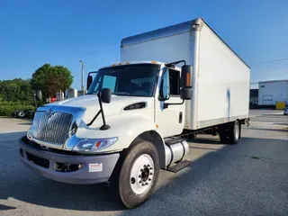 2015 Navistar International 4300