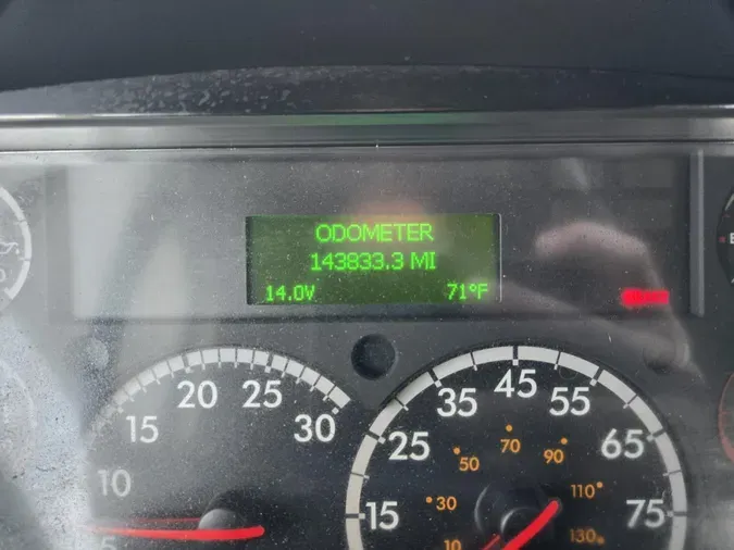 2018 Freightliner Business Class M2 106