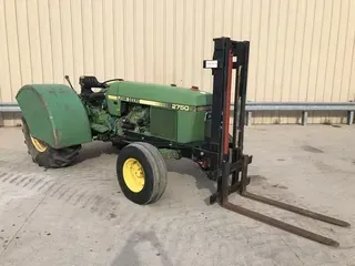 1984 John Deere 2750