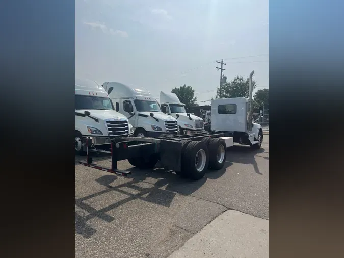 2022 KENWORTH TRUCKS T-370740716f1cfcdfb735c12c66f3990c2e3
