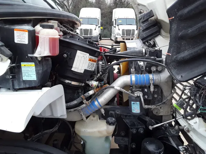 2016 Freightliner M2 106