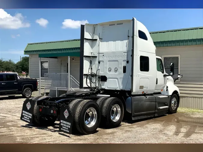 2022 INT LT625 6x4