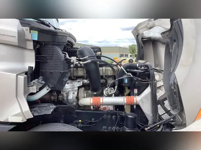 2020 Freightliner Cascadia 12674116d65916d8cd4981511965e47b42f