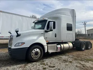 2019 NAVISTAR INTERNATIONAL LT625 SLPR CAB