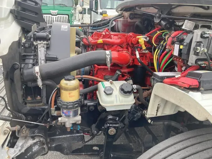 2020 FREIGHTLINER M2 106741236effc30b87b2bb306933d47a24a