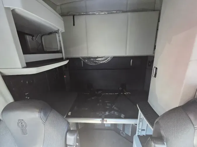 2022 Kenworth T6807420a0f75c59b567d80945cdd37e248d