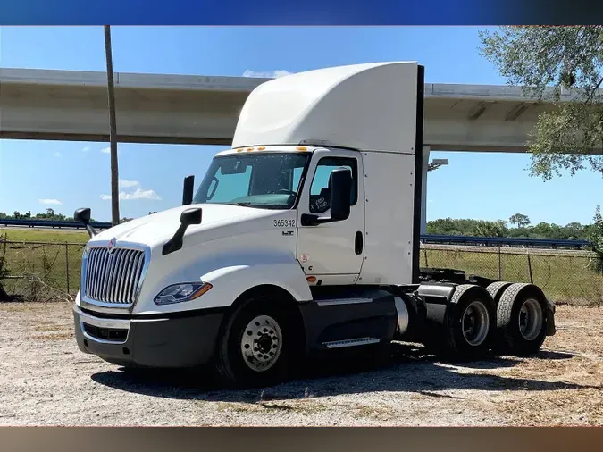 2022 INT LT625 6x4