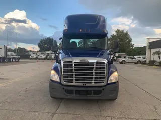 2015 Freightliner Cascadia 125