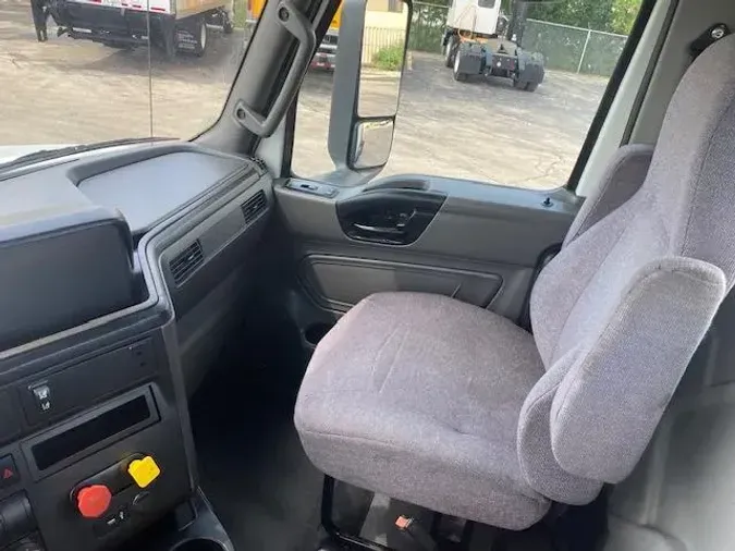 2020 International LT625