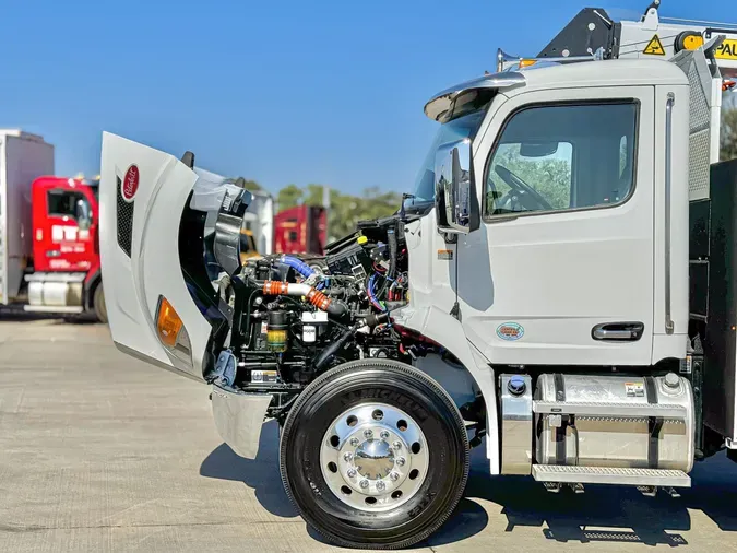 2025 PETERBILT 536