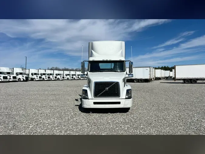 2018 Volvo VNL300