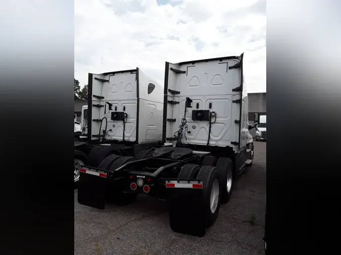 2019 FREIGHTLINER/MERCEDES CASCADIA 125