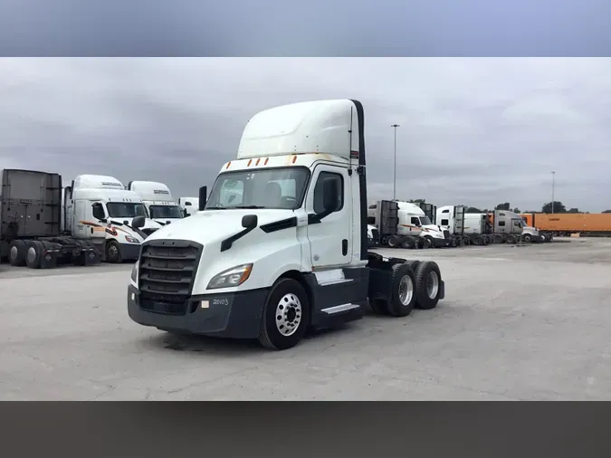 2020 Freightliner Cascadia 126742f1841a8ea7420e042ea14931f7689