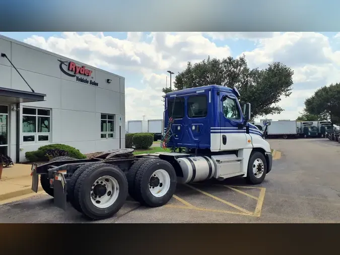 2020 FREIGHTLINER/MERCEDES CASCADIA 12574315edc49f69f74ce83da8c23fcbd9e