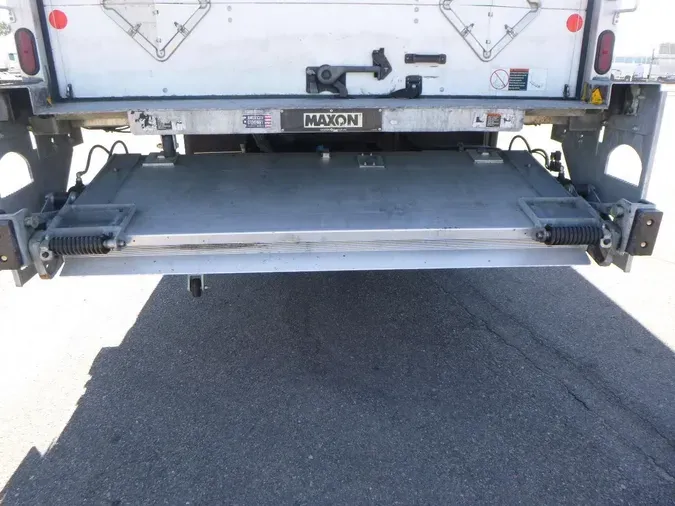 2020 Peterbilt 337
