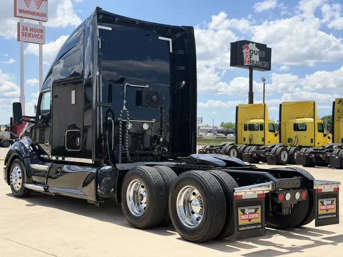 2022 Kenworth T680