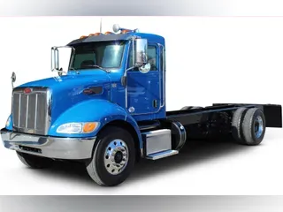 2019 Peterbilt 337