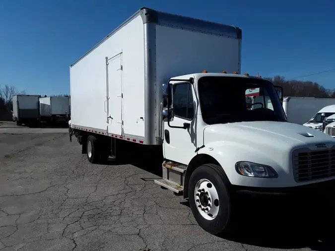 2018 FREIGHTLINER/MERCEDES M2 106