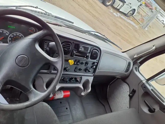 2018 FREIGHTLINER/MERCEDES M2 1067444061a6e404a3289c99a09d0cf94a5