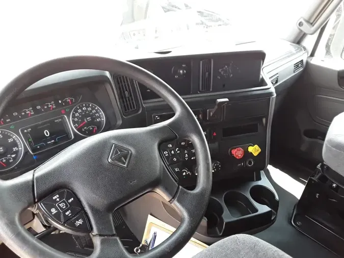 2019 NAVISTAR INTERNATIONAL LT625 SLPR CAB