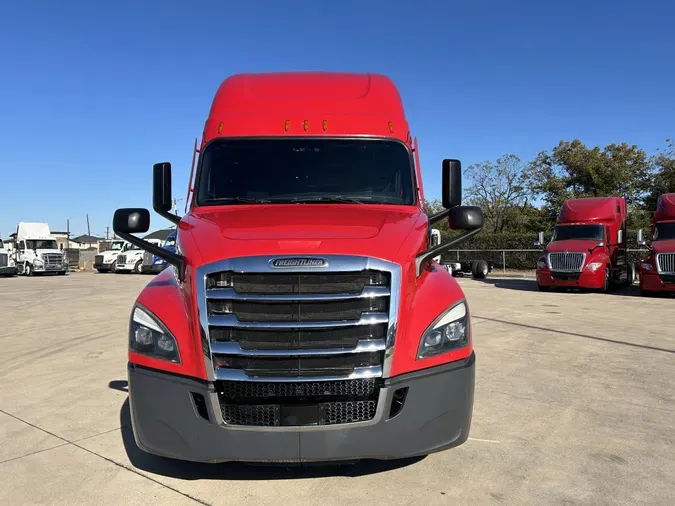 2021 Freightliner Cascadia