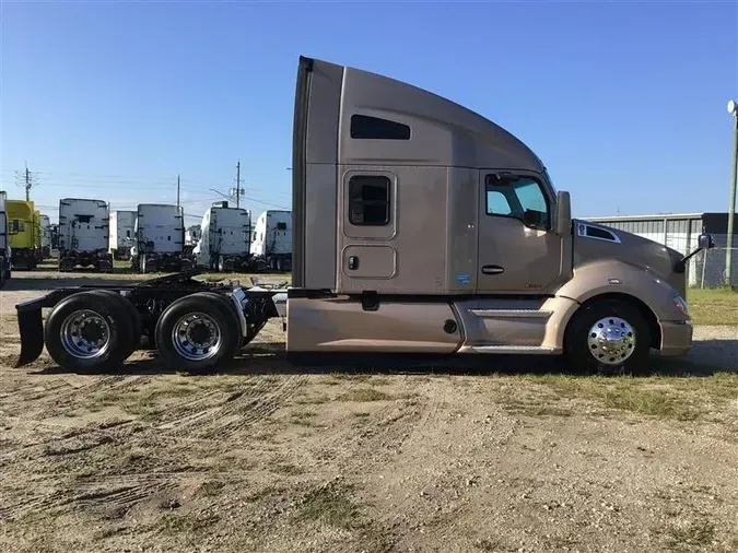 2021 KENWORTH T680744533f911292310b675682f3629e33f