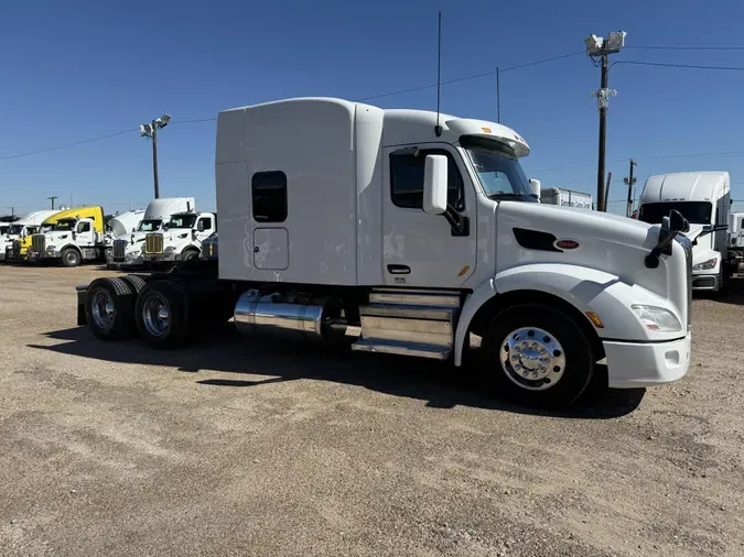 2022 Peterbilt 579