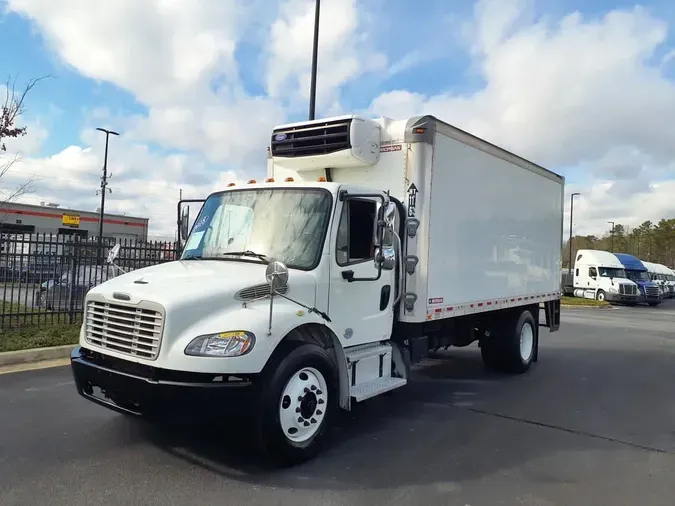 2018 FREIGHTLINER/MERCEDES M2 1067449346b7c7dcee13640fe619f40e4a4