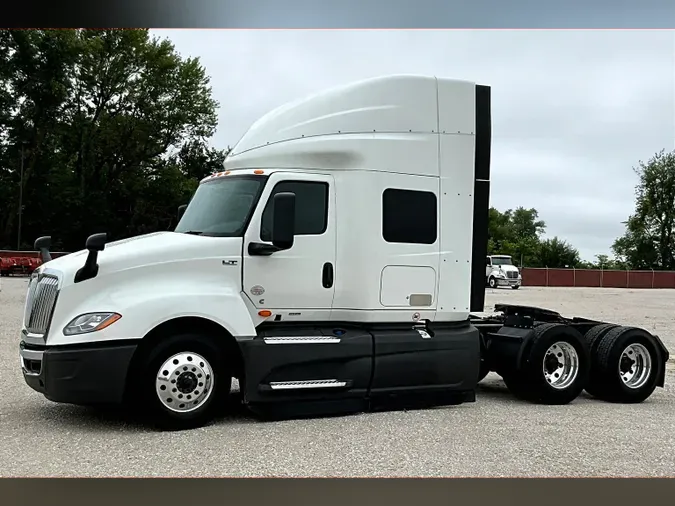 2022 INT LT625 6x4