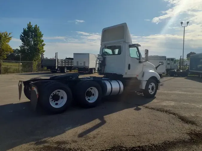 2018 NAVISTAR INTERNATIONAL LT625 DAYCAB T/A