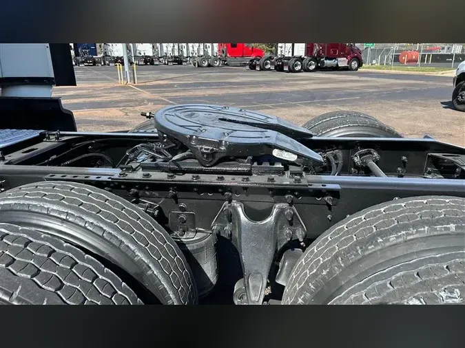 2022 INTERNATIONAL LT