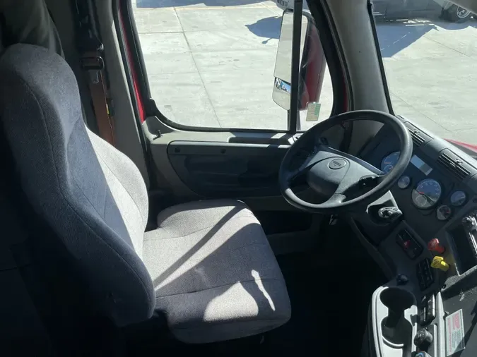 2016 Freightliner CA125 Cascadia