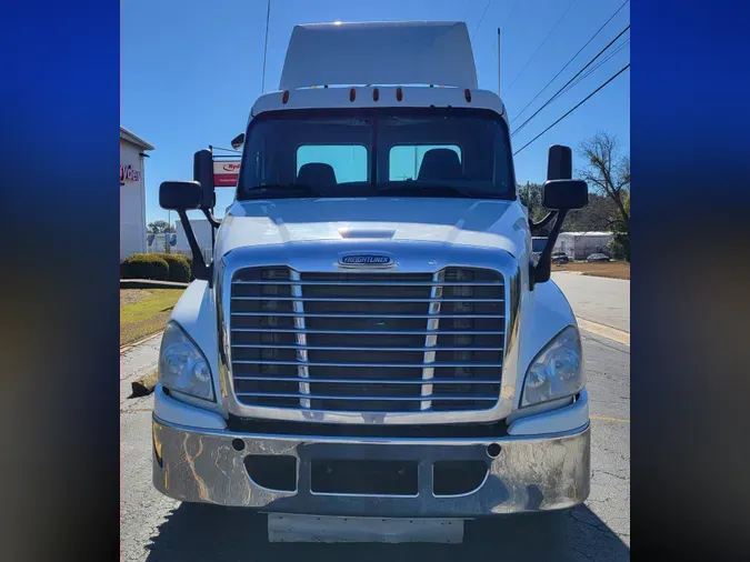 2016 FREIGHTLINER/MERCEDES CASCADIA 125