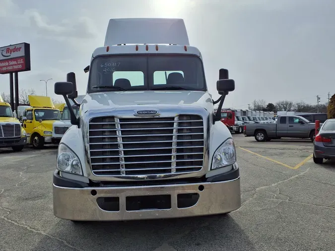 2016 FREIGHTLINER/MERCEDES CASCADIA 125