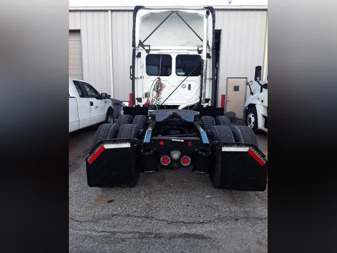 2018 FREIGHTLINER/MERCEDES CASCADIA 125